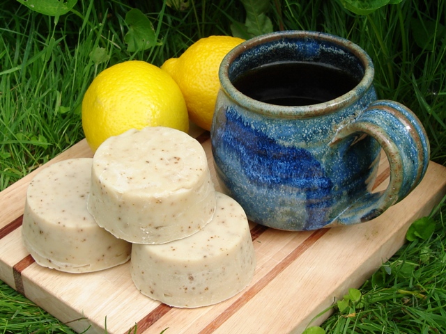Black Tea with Lemon & Honey Soap