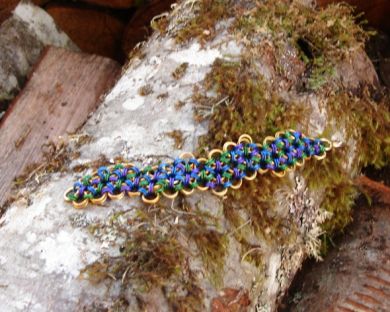 How to Make a European 4-in-1 Chain Maille Bracelet - YouTube